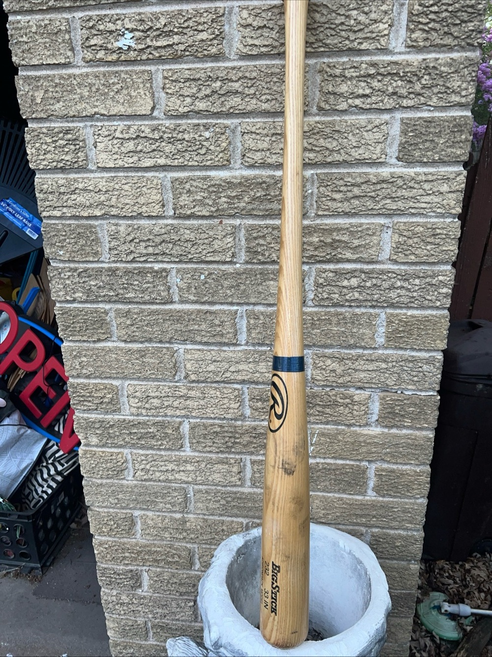 Rawlings Big Stick Adirondack Wood Baseball Bat with Blue Ring GUC!
